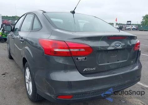 2015 Ford Focus Se from USA, damaged, VIN 1FADP3F2XFL353236